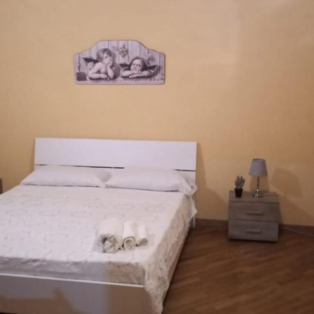 Bed and Breakfast B B Desy Caserta Exterior foto