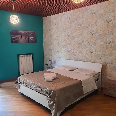 Bed and Breakfast B B Desy Caserta Exterior foto