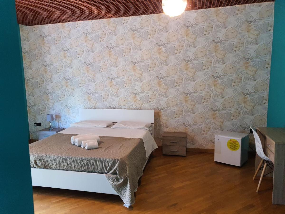 Bed and Breakfast B B Desy Caserta Exterior foto