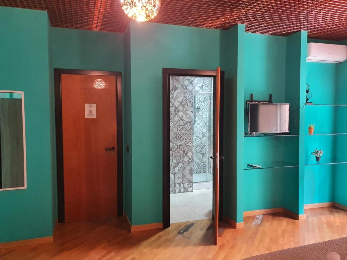 Bed and Breakfast B B Desy Caserta Exterior foto